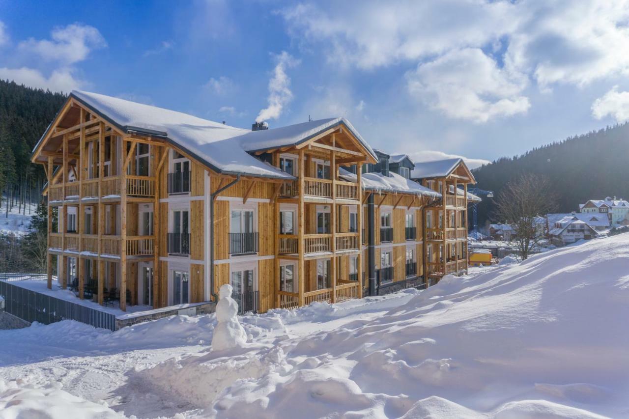 Aparthotel Kovarna Residence Pec pod Snezkou Bagian luar foto